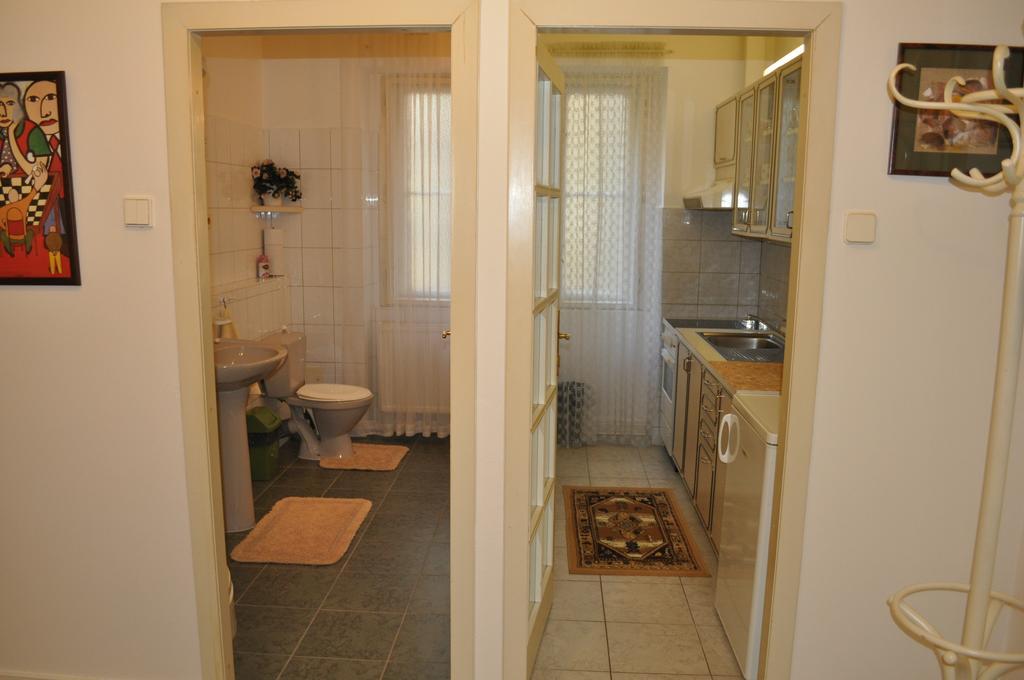 Apartment Josef Praag Buitenkant foto