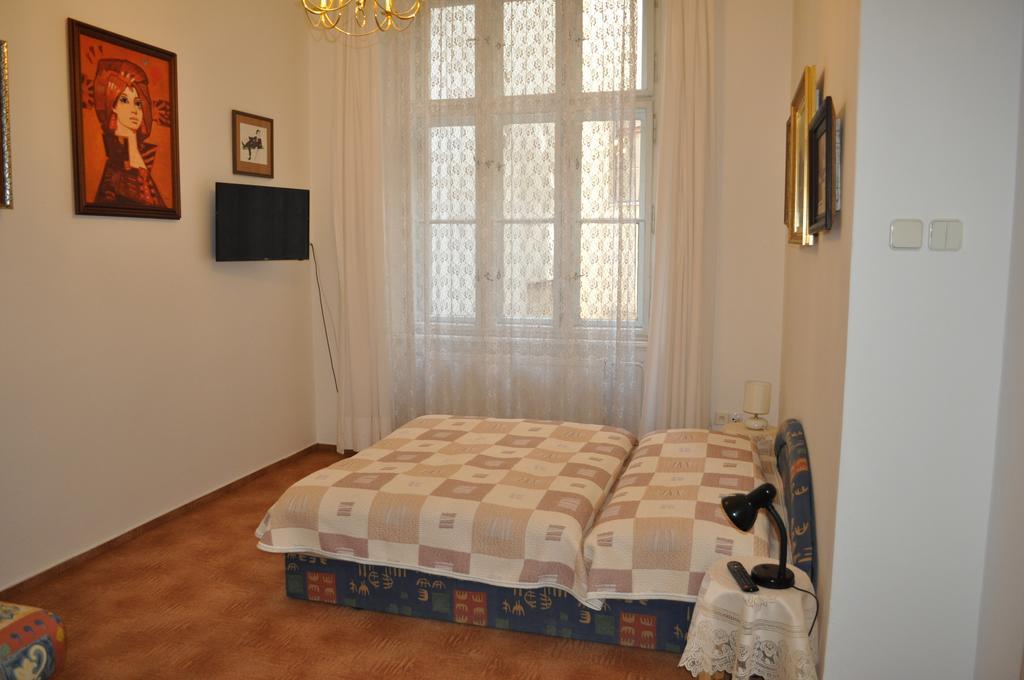 Apartment Josef Praag Buitenkant foto